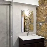 Hébergement de vacances Renoviertes Fuer 4 Personen In By Interhome Tondela