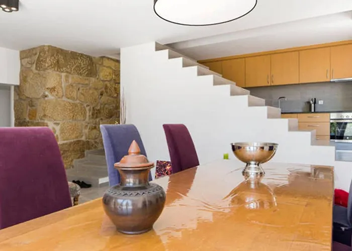 Renoviertes Fuer 4 Personen In By Interhome Tatil Evi